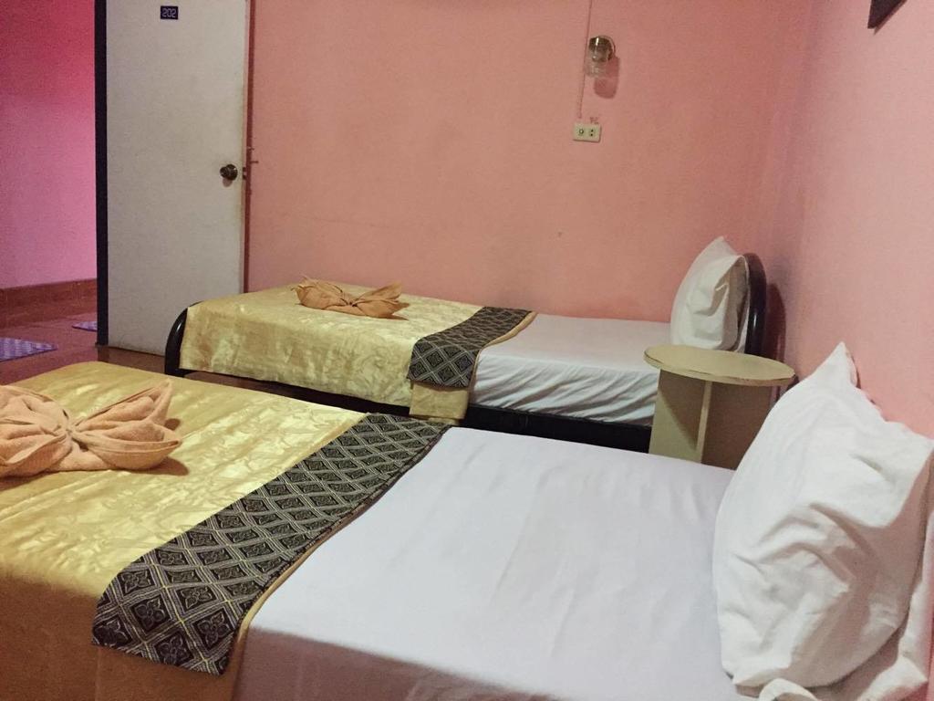 Marina Ao Nang Guesthouse エクステリア 写真