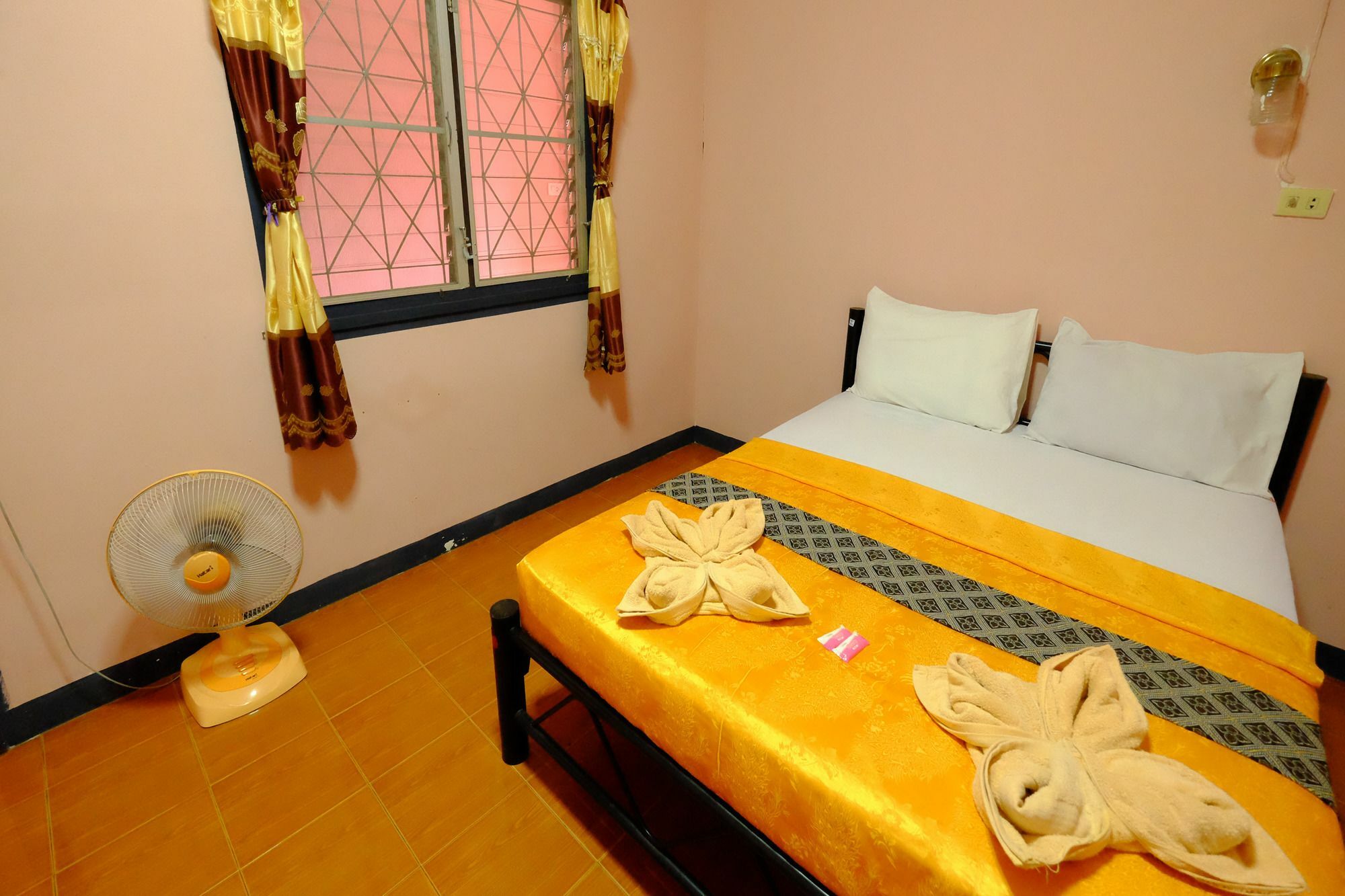 Marina Ao Nang Guesthouse エクステリア 写真